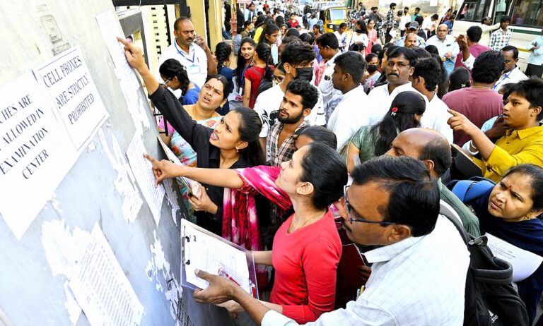తెలంగాణలో పాలీసెట్ ఎగ్జామ్ నిర్వహించనున్నారు.