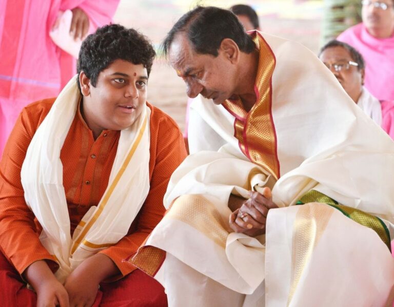 కేసీఆర్ అక్కడికి వెళ్లాలనే నిర్ణయం తీసుకున్నట్లు తెలిసింది.